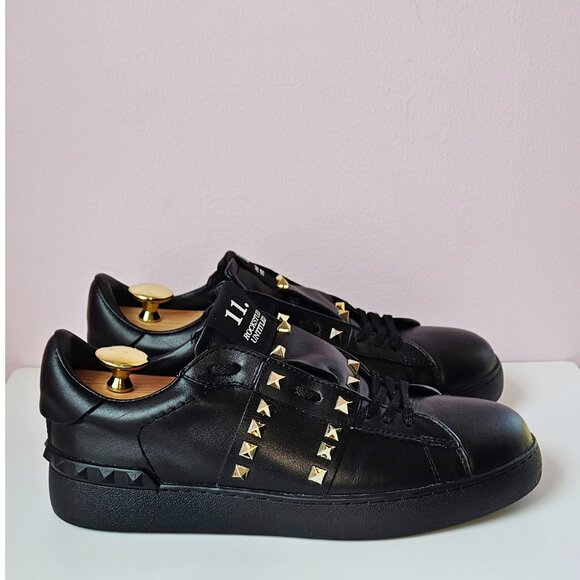 Valentino Garavani Rockstud Untitled 11. - Picture 1 of 8